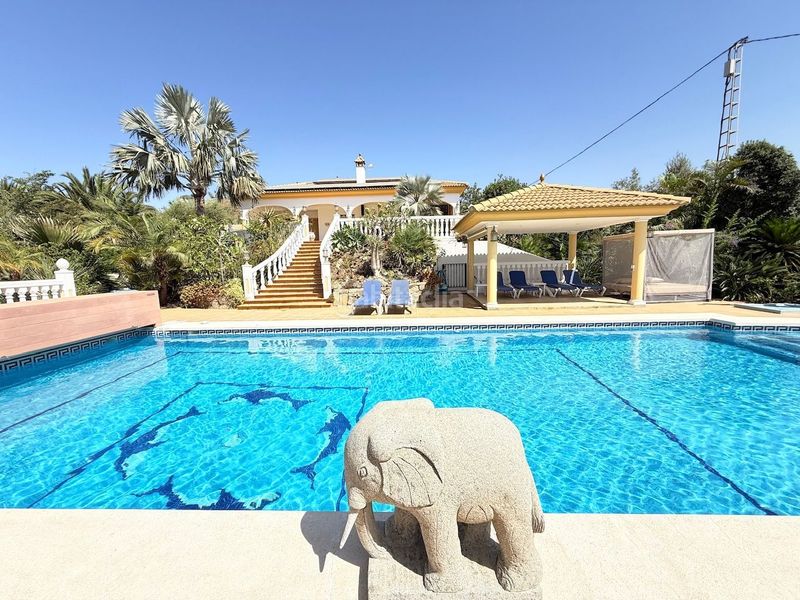 Foto 379c3c23-941d-444d-8d30-60d7e67dec27. Xalet amb calefacció piscina a Camino Algarrobo - Las Arenas Vélez - Málaga