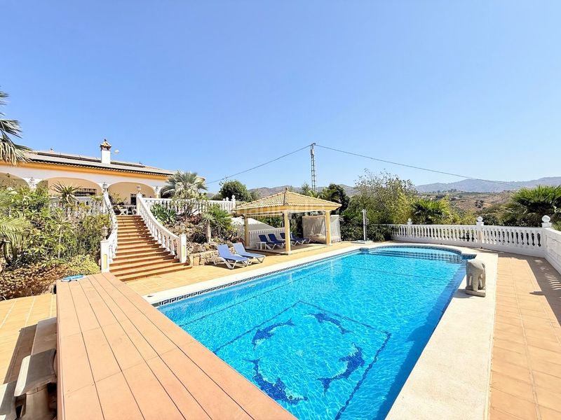 Foto 3b3b729f-ac33-4848-8b94-0ff2d01cf0eb. Xalet amb calefacció piscina a Camino Algarrobo - Las Arenas Vélez - Málaga