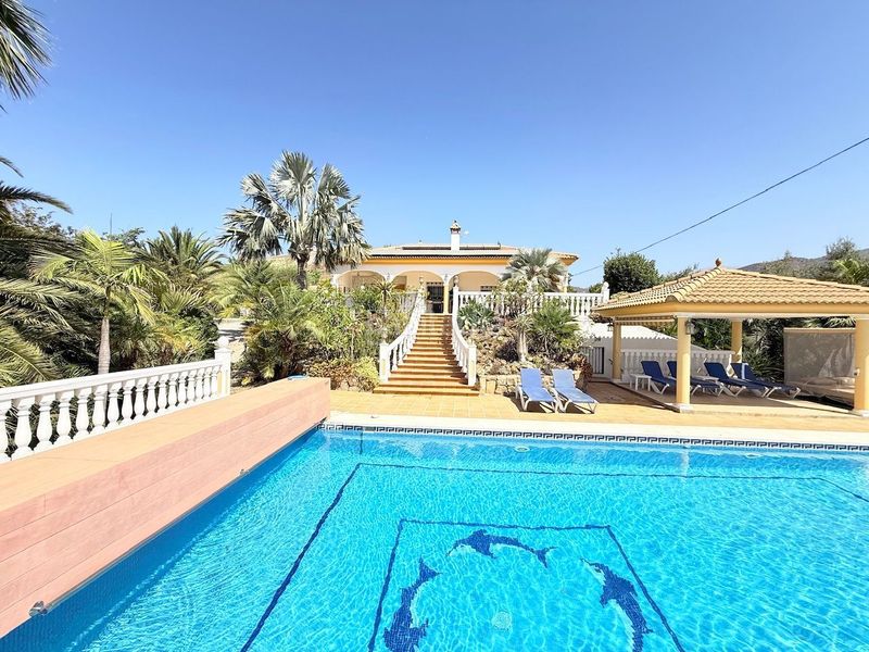 Foto 41444823-8215-40b4-9a7f-f968d7b716a9. Xalet amb calefacció piscina a Camino Algarrobo - Las Arenas Vélez - Málaga