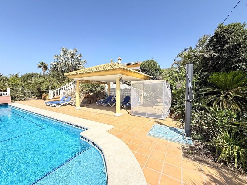 Foto 979b3d43-d3ba-4c0c-92f7-b13ec6ca32b7. Xalet amb calefacció piscina a Camino Algarrobo - Las Arenas Vélez - Málaga