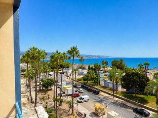 Appartement à Centro. Piso en primera línea de playa  torre del mar