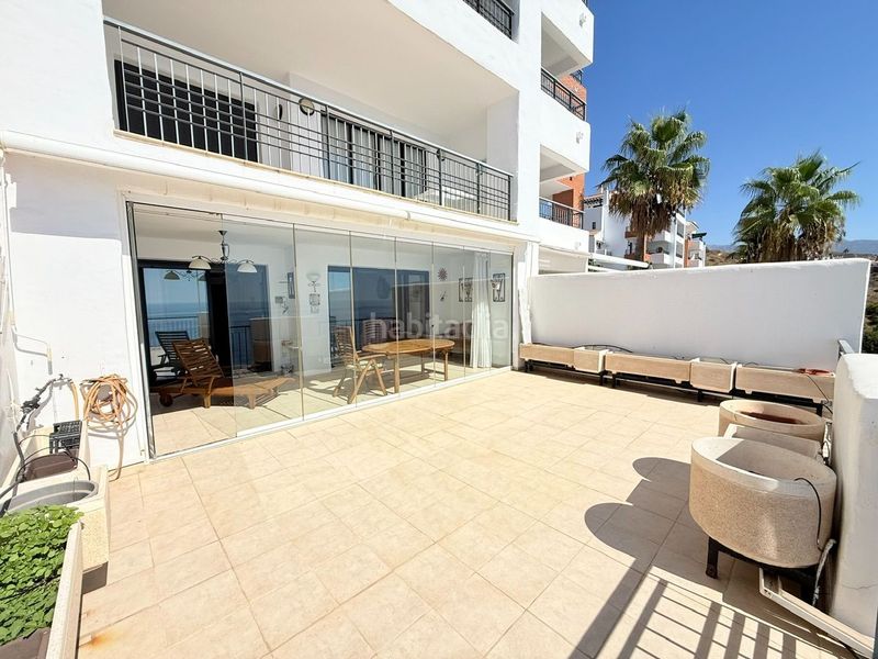 Foto f3b875d2-1113-4a1c-9e97-5df29863cd70. Flat with heating pool in El Peñoncillo Torrox
