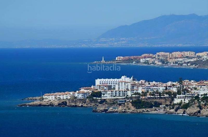 Foto baad2e68-b356-4edc-89fb-cd79b0fc2701. Piso  en primera línea de playa con vistas frontales al mar en urbanización Laguna Beach costa. en Torrox