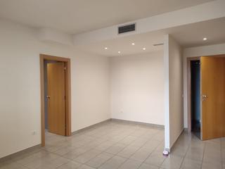 Miete Erdgeschoss in Masia Nova-Solicrup. Habitatge d´hpo