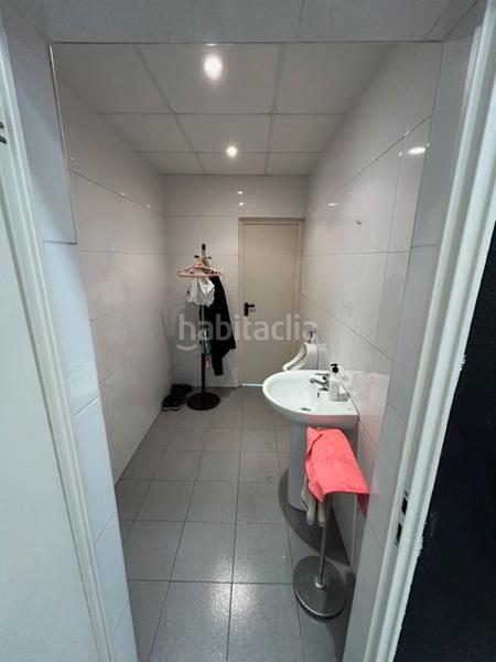 Foto ffd40589-da72-483b-84d8-c90562f5a779. Nau industrial amb calefacció a Riba - roja de Túria