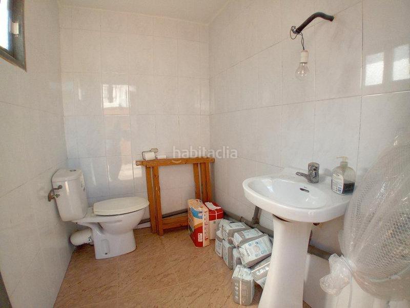 Foto 7d617472-6ad9-4401-8d11-f4d6e24db35b. Chalet  urbano en montserrat en Monserrat