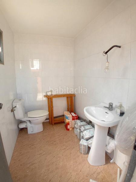 Foto de09a78a-eb00-42c2-ba44-579755236a6b. Chalet  urbano en montserrat en Monserrat