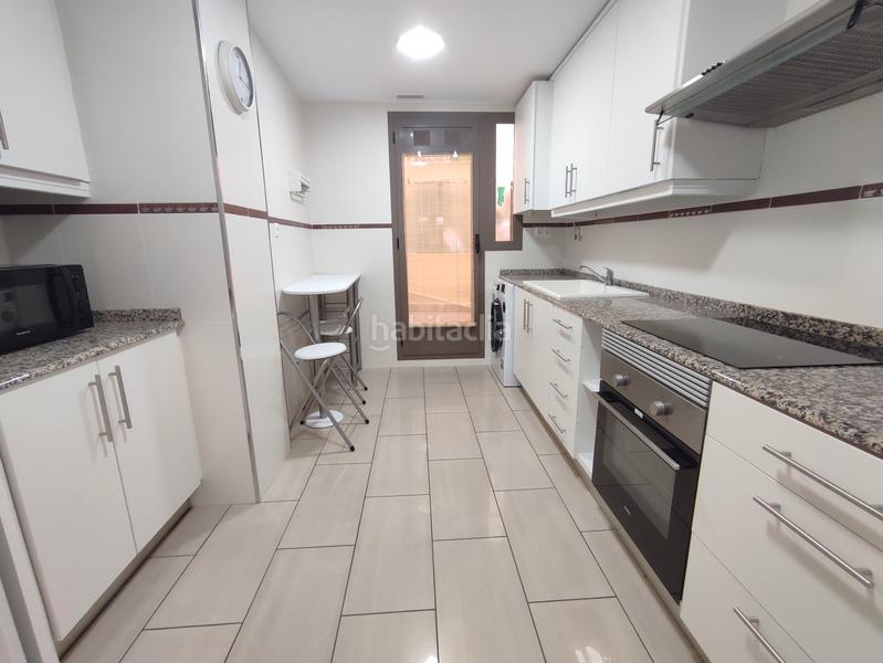 Foto 4e2235f8-9cff-4ae5-8aee-19cb0f37392b. Appartamento in carrer doctor marañón 20 in Plaza Xúquer Paiporta