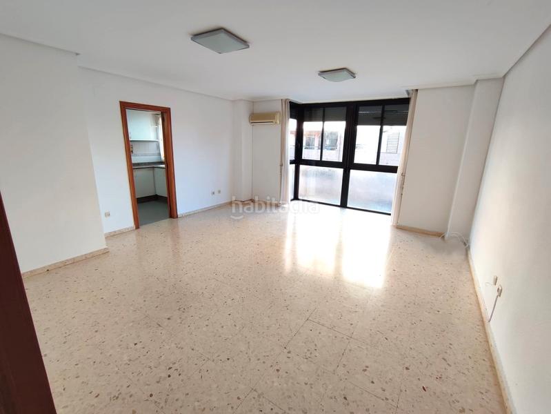 Foto d6453828-1458-4336-83df-4cdd06686742. Appartement avec parking dans Plaza Xúquer Paiporta