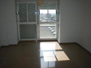 Rent Flat  Carrer torrent 1. Piso en alquiler en paiporta