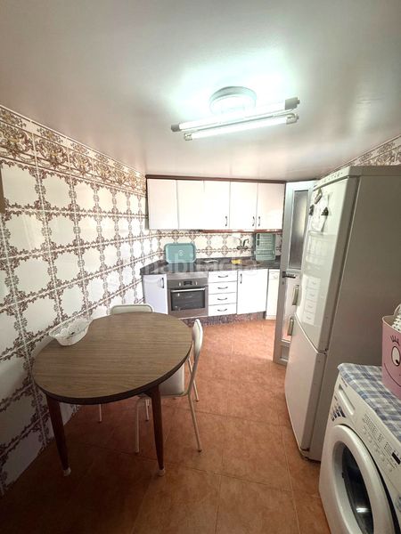 Foto b8db52f7-5dd3-4362-bfe4-9e229a81d64b. Chalet en Monserrat