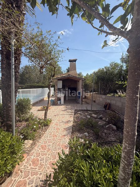 Foto e76e0567-8602-4497-90f6-855854c08da3. Chalet en Monserrat