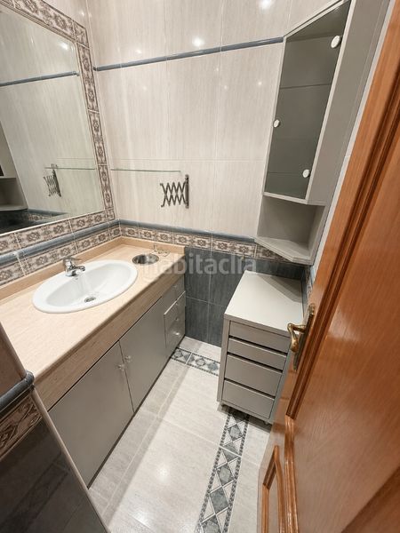 Foto 937ea6d2-a5e0-4bd2-9f51-3abd776126f8. Pis amb aparcament a Malilla Valencia