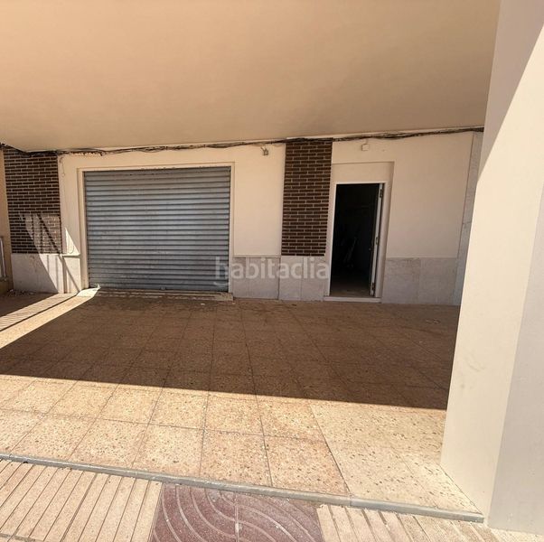 Foto ffba66ec-e1b0-4d7c-a9fe-de49a7aaa45a. Local comercial a El Perelló Sueca