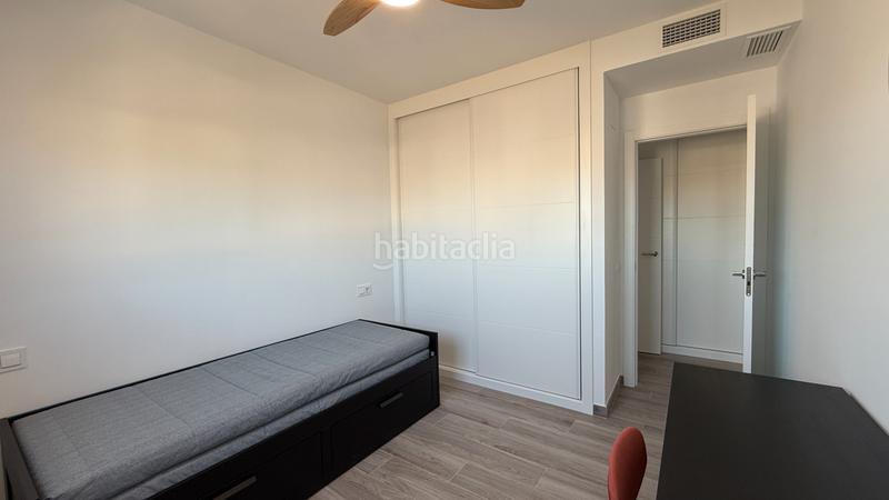 Foto 42bfd8c9-c49d-4dd4-8d96-fff0ce7d23b9. Alquiler piso alquiler 3 dormitorios larga temporada en Torremolinos