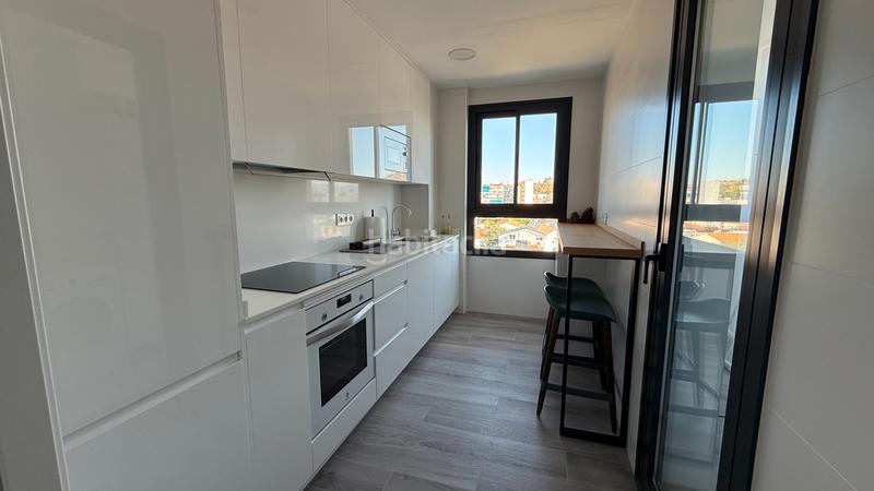 Foto 0b0e7f90-41af-4991-a9bd-f28d1bcad24c. Rent flat with heating parking pool in Los Álamos Torremolinos