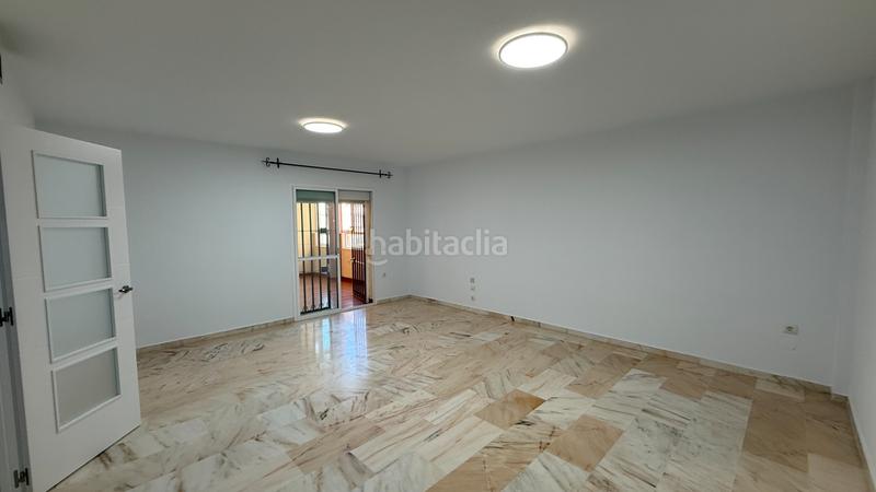 Foto 2475717f-eba9-45c6-8de8-00b6a4adb892. Rent flat with heating parking pool in Zona Centro Comercial Torrequebrada Benalmádena