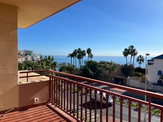 Appartamento in Avenida del sol 98. Vivienda 3 dormitorios con vistas al mar