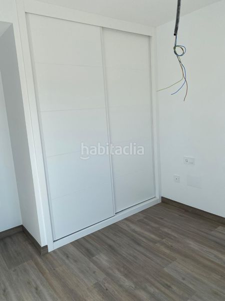 Foto cb10c3a3-29ca-4265-b0c1-9ad32a541d1a. Àtic a calle antares 4 a Santa Isabel Málaga