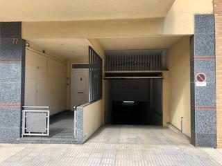 Aparcament cotxe a Carrer marquès de caldes de montbui 79. Pàrquing zona químics