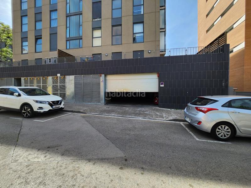 Foto ae225e20-d66b-4f65-9a7c-18ab0ece0013. Posto auto in carrer marquès de caldes de montbui 88 in Girona