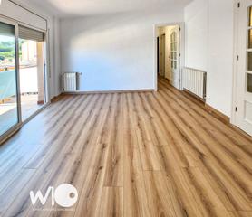 Location Appartement  Carrer del carme. Pis reformat ideal per estudiants