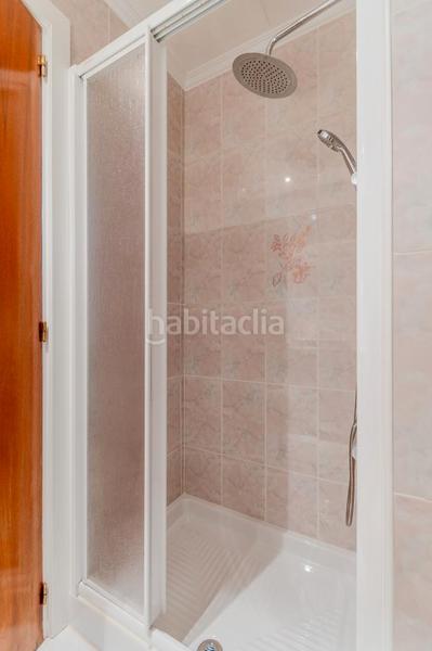 Foto 06a5d99e-7b30-4a63-84ae-1f60fe6e4ed9. Piso en carrer del riu güell 152 en Can Gibert del Pla Girona