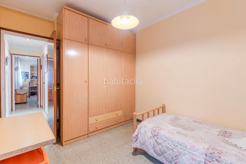 Foto 3fee9ce6-6ccf-47f5-a364-a80b32287325. Piso en carrer del riu güell 152 en Can Gibert del Pla Girona