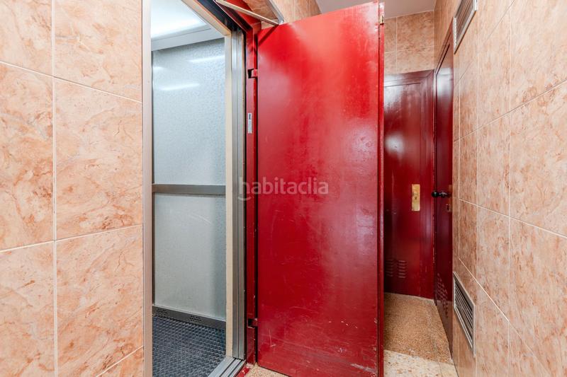 Foto b5bf349e-88ff-4559-bb84-9b72917ac0a3. Piso en carrer del riu güell 152 en Can Gibert del Pla Girona