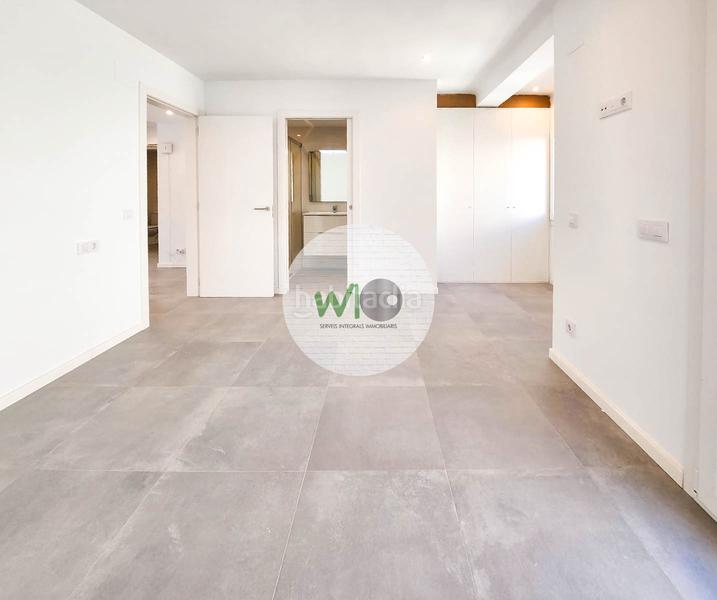 Foto bc7ec46c-fd1f-4d06-ae52-462cbfba855e. Alquiler piso lloguer obra nova ! migdia - casernes en Girona