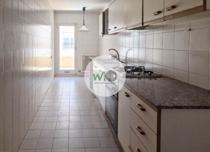 Foto 41b10386-8738-4854-825b-c7f6b2052ed7. Pis a Eixample Sud-Migdia Girona