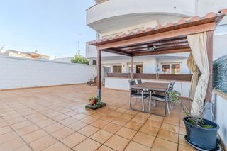 Appartement  Plaça de l'avenir. Amb terrassa