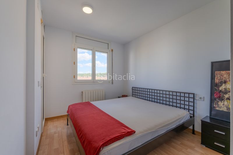 Foto 0c44ae43-8a51-4699-93c6-b8e9ca90abce. Pis amb calefacció aparcament a Eixample Sud-Migdia Girona