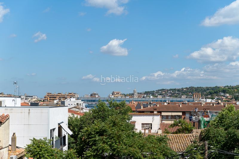 Foto 9c90feee-d672-4b24-8075-14cd58e861a2. Pis amb calefacció aparcament a Eixample Sud-Migdia Girona