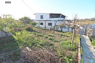 Masia a Campanillas. Finca rústica con vivienda y nave en maqueda