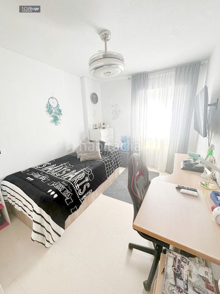 Foto b1a0cf01-23e7-44a3-88f9-c7a9724e1777. Casa adossada amb aparcament a Campanillas Málaga