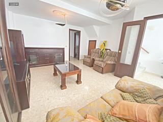 Rent Semi detached house in Campanillas. Casa adosada en alquiler en campanillas