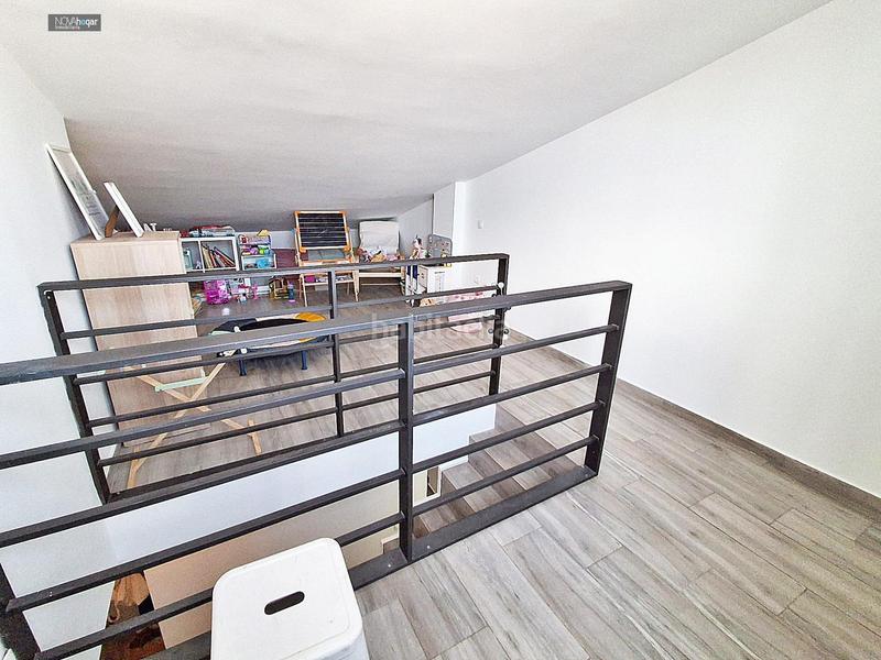 Foto d32535bd-f7e5-4a05-947b-d125a4192c4d. Dúplex estupendo dúplex en churriana zona la noria en Málaga