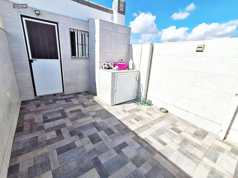 Foto dd707522-0ef3-4430-bf2f-235424d1d6b6. Dúplex estupendo dúplex en churriana zona la noria en Málaga