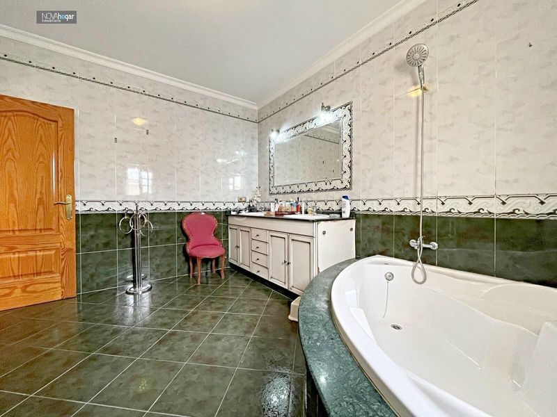 Foto 75899b0a-2c4e-4d4f-b99f-bc41e90bb9cd. Casa a Campanillas Málaga