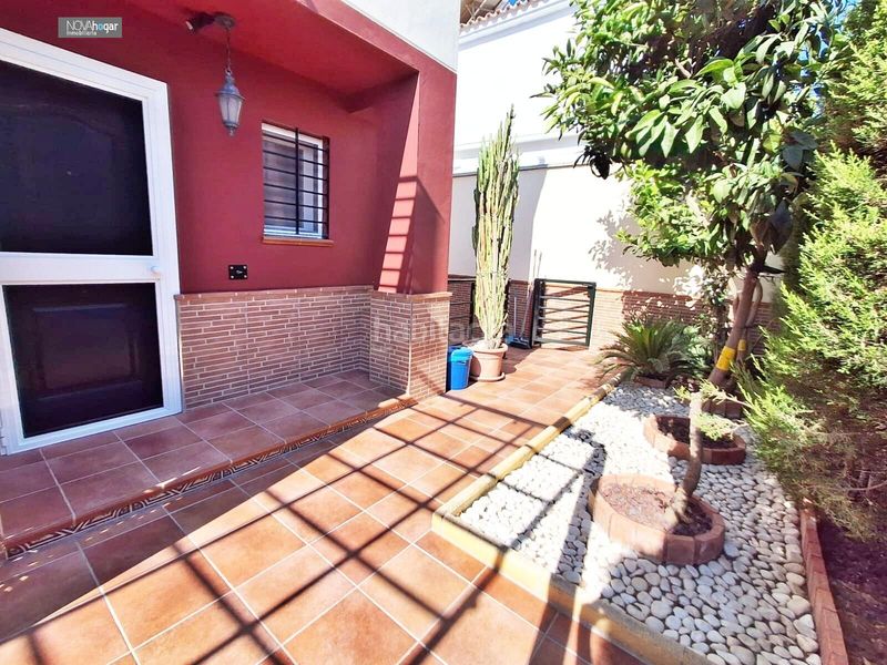 Foto 298e281e-9928-4285-8af2-e3b0c4796291. Casa adossada amb calefacció aparcament a Campanillas Málaga