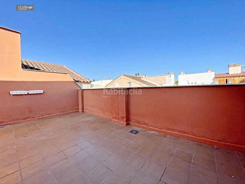 Foto c4f9302d-915d-483b-9b26-28894c8f883c. Casa adossada amb aparcament a Campanillas Málaga