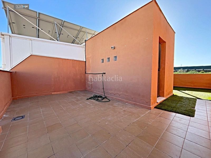 Foto fa3f0adf-dc0f-48ac-95a8-5d95f401eba5. Casa adossada amb aparcament a Campanillas Málaga