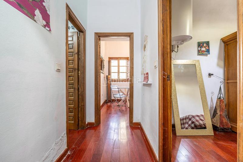 Foto 472d2d22-8d65-4474-8532-6fbc84510894. Piso  en paseo de los tristes en San Matías - Realejo Granada