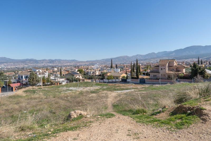 Foto a945b9fa-a2f8-4c43-9f6e-f6761d67dcd3. Wohngrundstück in Ogíjares