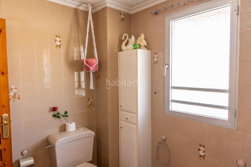 Foto 52785c94-4b15-42f2-90e4-303ce223e071. Piso amplio piso en avda buenos aires en Guadix
