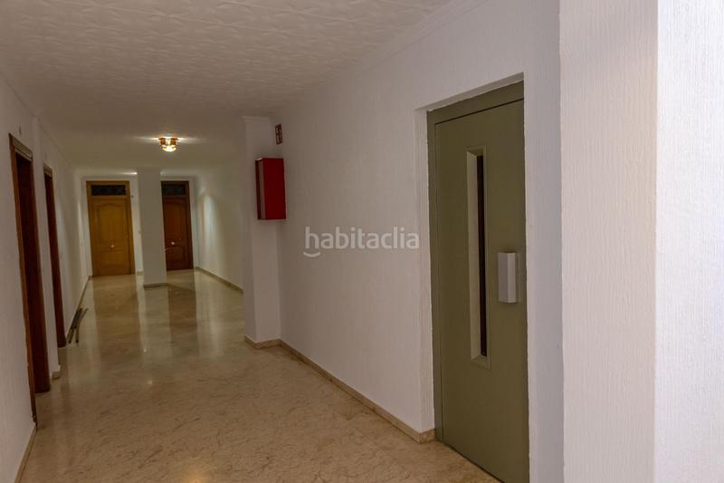 Foto da355b2d-0a53-4e16-9b79-ec603c662341. Piso amplio piso en avda buenos aires en Guadix