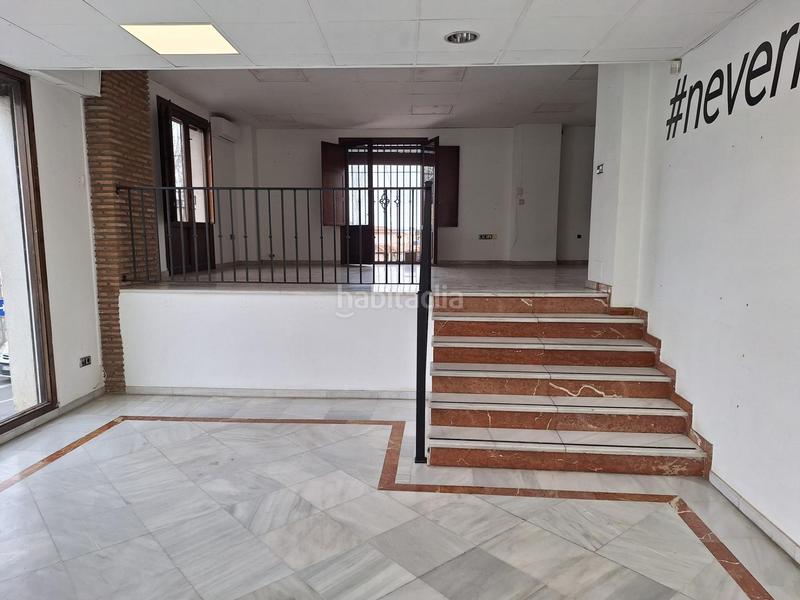 Foto 27224165-c8cd-45a0-9ad6-14791c3b8132. Alquiler local comercial  a la entrada de la zubia en Zubia (La)