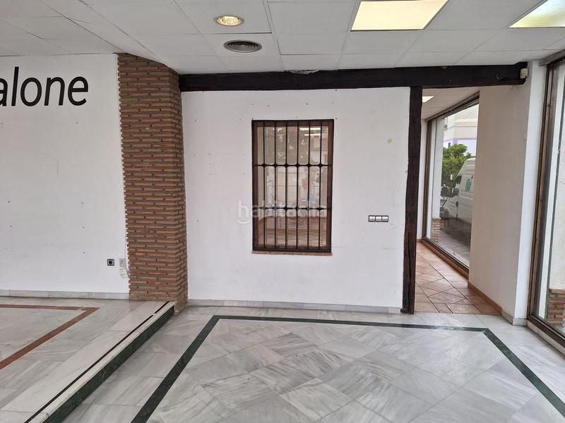 Foto 4bbc39d5-199b-4757-98f2-490c8db6de5c. Alquiler local comercial  a la entrada de la zubia en Zubia (La)