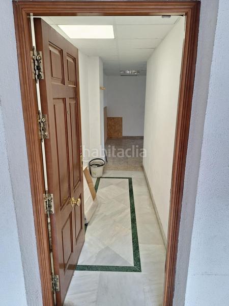 Foto a5179d5c-f483-47dc-8d97-2c35afe30b13. Lloguer local comercial a La Zubia Ciudad Zubia (La)